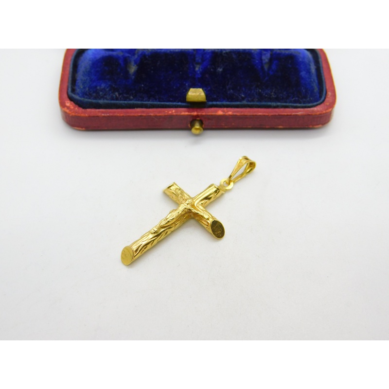 18ct Yellow Gold Corpus Christi Cross Pendant Vintage c1970 Italian